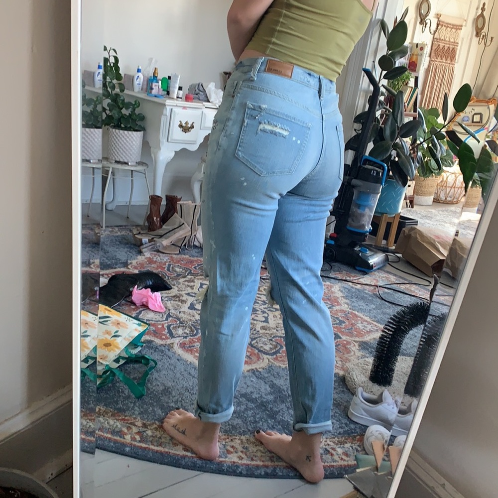 Jeans - Picture 2 of 3